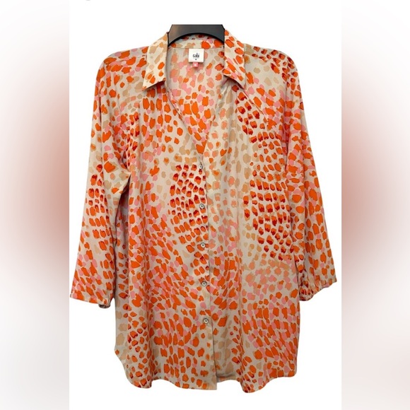 CAbi Tops - Cabi Go-to blouse